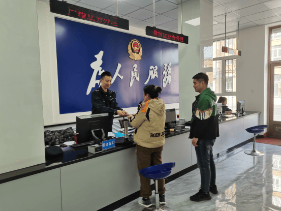 办证中心服务大厅几点上班